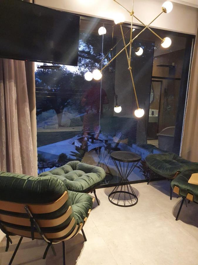 La Contemporanea Cabanas Prox A Cidade Vista Para Ponto Turistico Урубиси Екстериор снимка