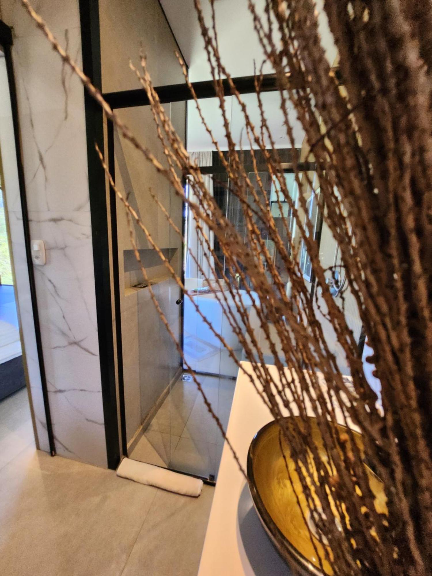 La Contemporanea Cabanas Prox A Cidade Vista Para Ponto Turistico Урубиси Екстериор снимка